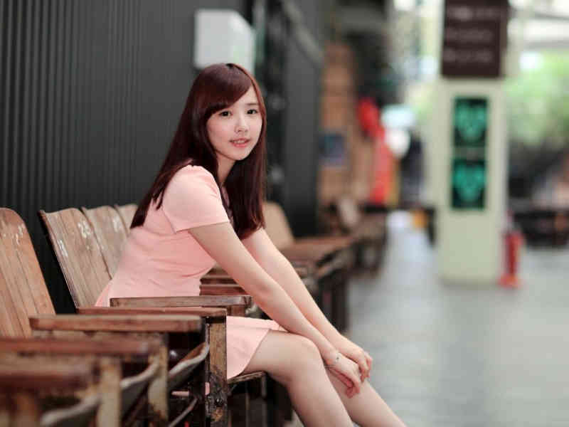 排坛美女英年早衰 [热点]