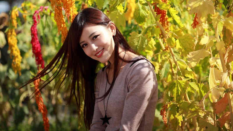 结束七周连跌大幅反弹 金价“抄底”仍需谨慎