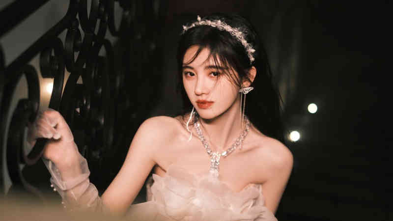 锐龙r9 6900hx相当于i几？锐龙r96900hx相当于英特尔多少